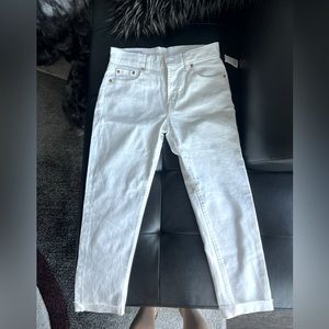 The GAP White Cuffed 3/4 Jeans